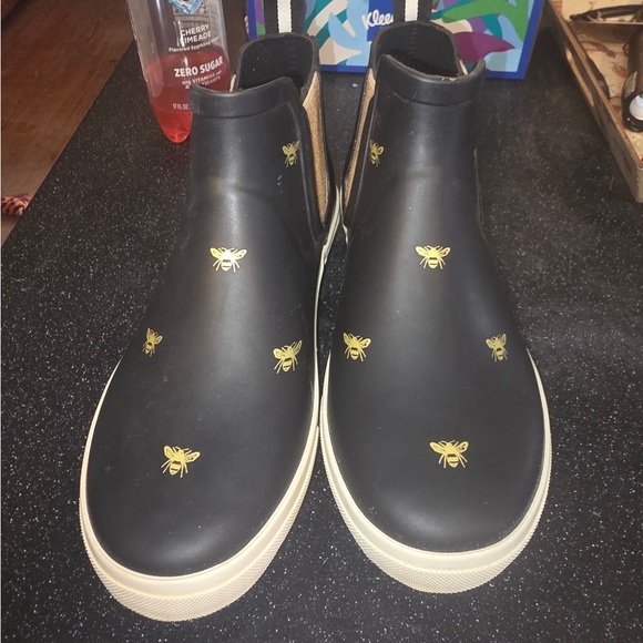 Joules Shoes - Joules Black Ankle Rain Boots with Gold Bee Motif